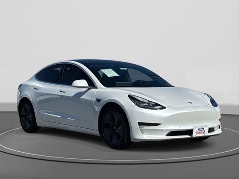 Used 2019 Tesla Model 3 Long Range image 3