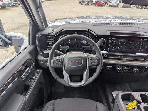 New 2026 GMC Sierra 2500 SLE image 3