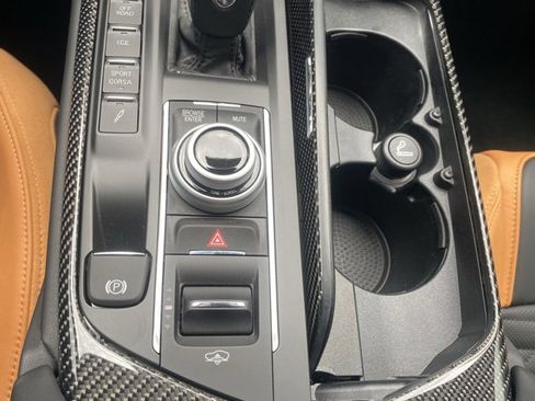 Used 2024 Maserati Levante Trofeo image 33