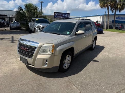 Used 2011 GMC Terrain SLE w/ Convenience Package AWD/4WD image 10