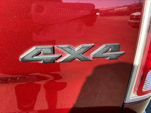 Used 2018 RAM 2500 Laramie w/ Convenience Group image 31