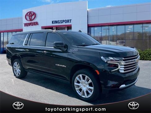 Used 2024 Chevrolet Suburban High Country image 7