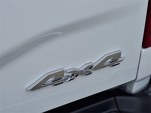 Used 2024 RAM 2500 Tradesman w/ Chrome Appearance Group image 24