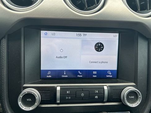 Used 2020 Ford Mustang Premium image 22