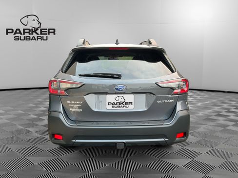 Certified 2023 Subaru Outback Premium AWD/4WD image 4