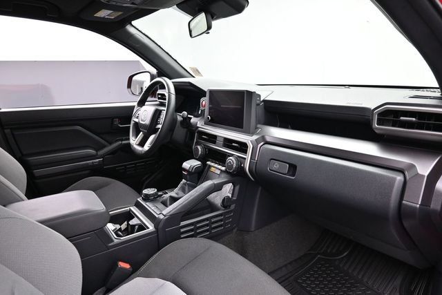 Used 2025 Toyota 4Runner TRD Off-Road AWD/4WD image 30