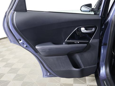 Used 2022 Kia Niro Touring Special Edition image 27