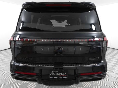 Used 2025 INFINITI QX80 Autograph w/ Autograph Exterior Package image 6