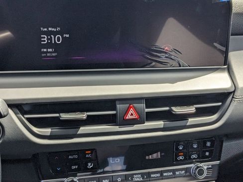 Used 2024 Kia Seltos SX image 19