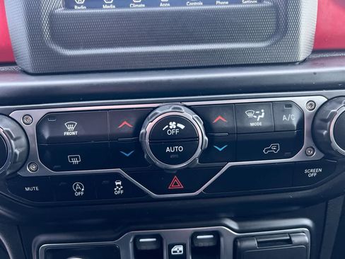 Used 2021 Jeep Wrangler Unlimited Rubicon image 19