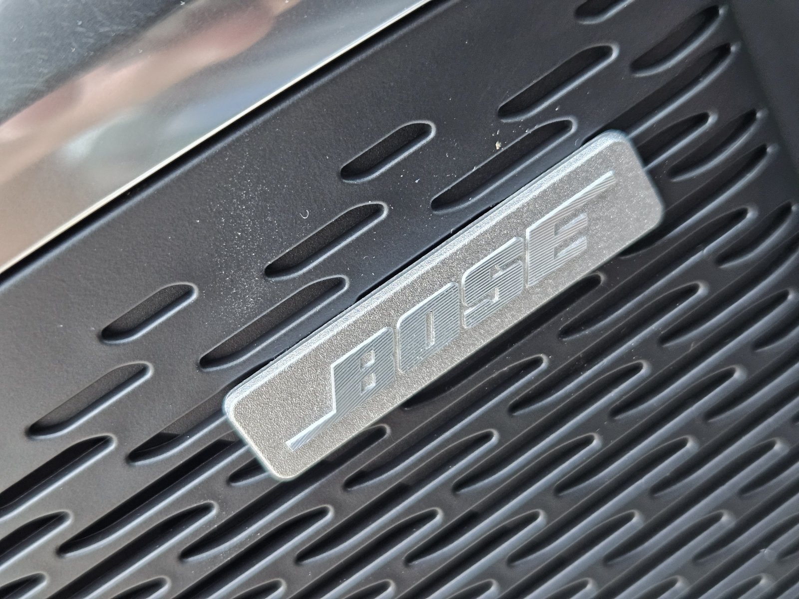 New 2027 Chevrolet Traverse RS w/ LPO, Floor Liner Package FWD image 23