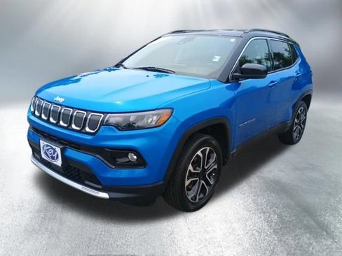 Used 2022 Jeep Compass Limited AWD/4WD image 2