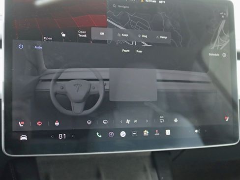 Used 2022 Tesla Model Y Performance image 19