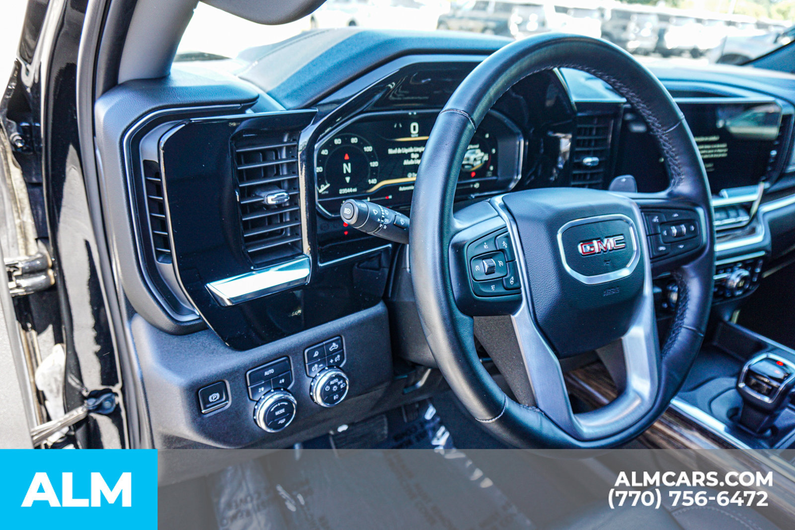 Used 2024 GMC Sierra 1500 Elevation w/ Elevation Premium Package AWD/4WD image 33