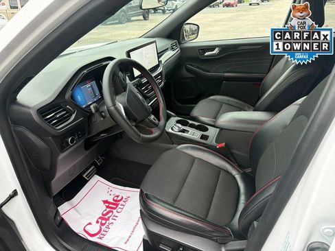 Used 2023 Ford Escape ST-Line w/ Tech Pack #1 AWD/4WD image 23