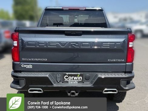 Used 2022 Chevrolet Silverado 1500 Custom Trail Boss AWD/4WD image 15