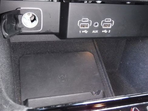 Used 2022 Jeep Wagoneer Series III image 32