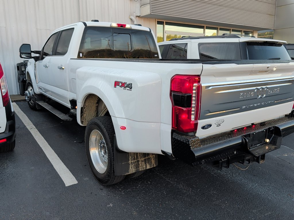 Used 2025 Ford F450 King Ranch w/ Chrome Package AWD/4WD image 5