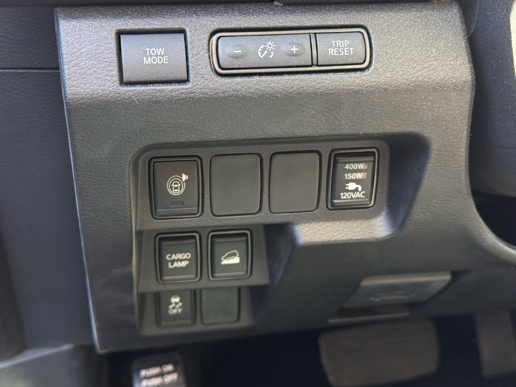 Used 2024 Nissan Frontier SV w/ Hardbody Edition AWD/4WD image 5