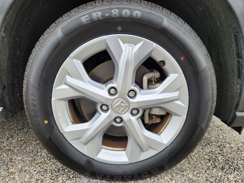 Certified 2024 Honda HR-V LX image 19