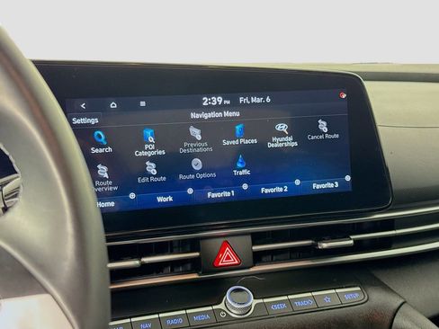 Certified 2023 Hyundai Elantra SEL w/ Convenience Package image 13