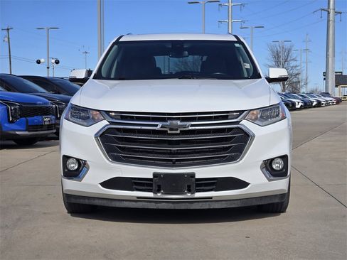 Used 2019 Chevrolet Traverse Premier image 11