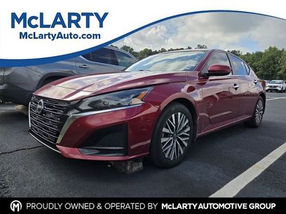 Used 2024 Nissan Altima 2.5 SV w/ SV Premium Package