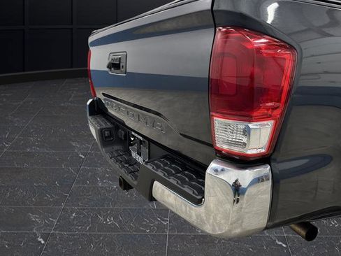 Used 2020 Toyota Tacoma SR5 image 29