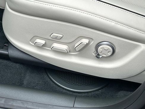 New 2026 Genesis GV80 3.5T Prestige AWD/4WD image 17