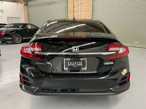 Used 2019 Honda Clarity Base image 6