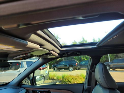 New 2026 Subaru Forester Touring AWD/4WD image 14