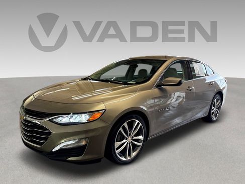 Used 2024 Chevrolet Malibu LT FWD image 3