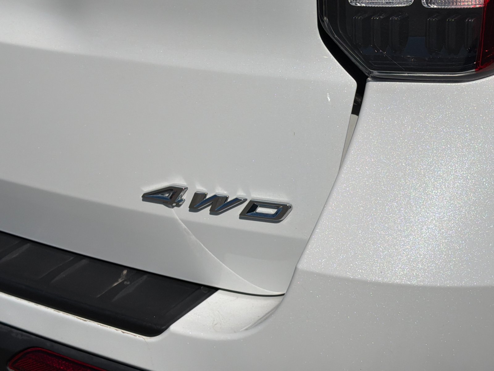 Used 2025 Ford Explorer ST-Line w/ ST-Line Street Pack AWD/4WD image 40