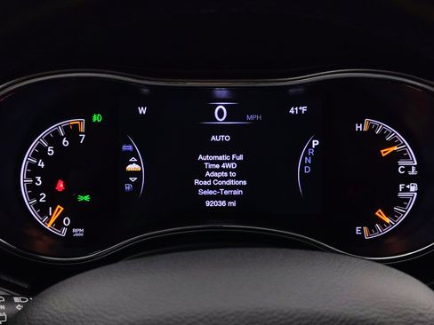 Used 2019 Jeep Grand Cherokee Limited X image 48