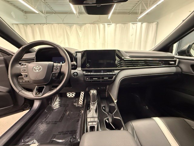 Certified 2025 Toyota Camry SE FWD image 18