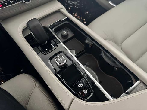 Certified 2023 Volvo XC90 B5 Plus w/ Protection Package Premier image 61