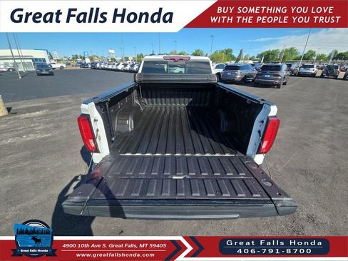 Used 2021 GMC Sierra 1500 Denali w/ Denali Ultimate Package AWD/4WD image 11