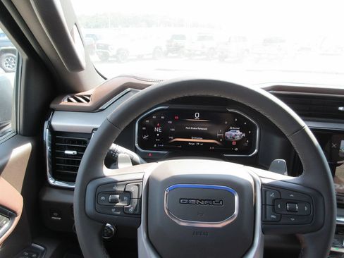 New 2026 GMC Sierra 1500 Denali w/ Denali Reserve Package AWD/4WD image 23