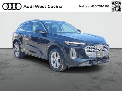 Used 2025 Audi Q5 Premium w/ Convenience Package