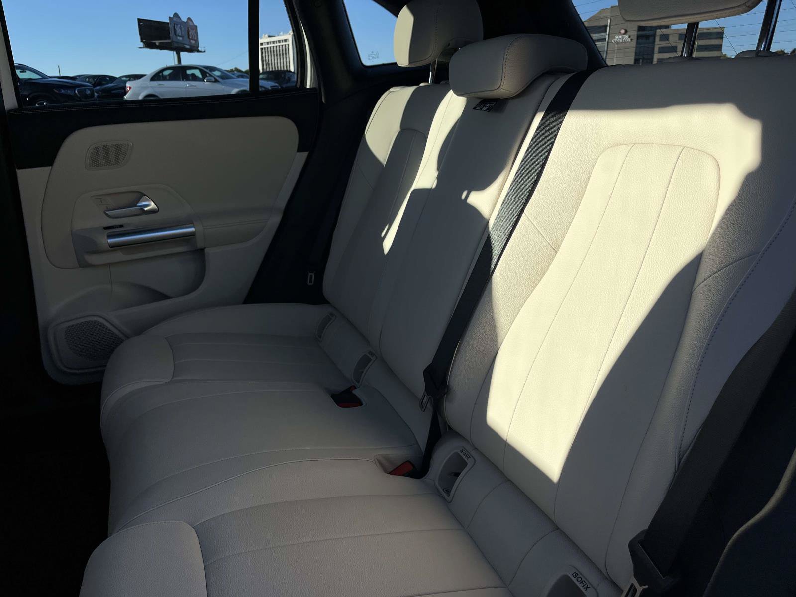 Used 2026 Mercedes-Benz GLA 250 4MATIC image 17