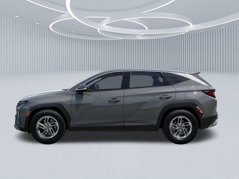 New 2026 Hyundai Tucson SE image 3