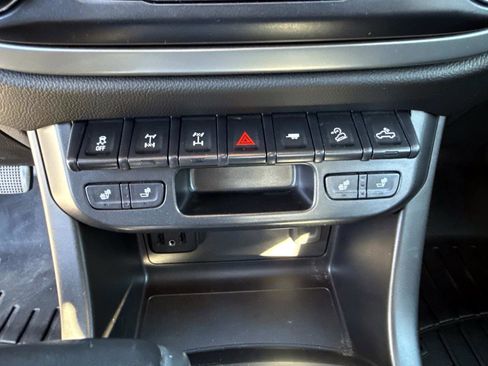 Used 2019 Chevrolet Colorado ZR2 image 28