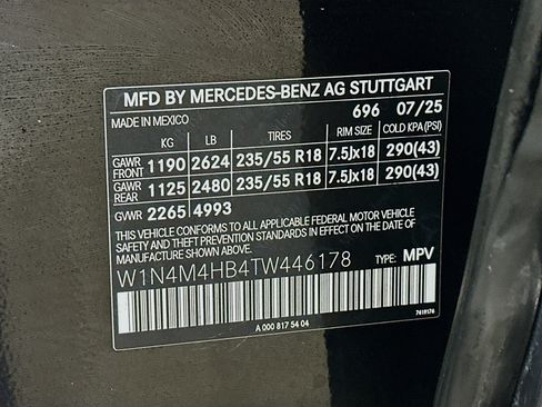 New 2026 Mercedes-Benz GLB 250 4MATIC image 31