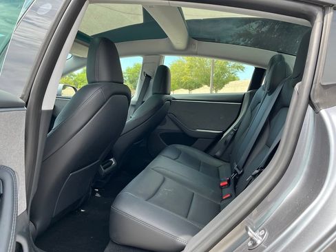 Used 2025 Tesla Model 3 Long Range RWD image 15