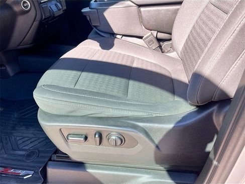 Used 2020 Chevrolet Silverado 1500 LT w/ Texas Edition image 18