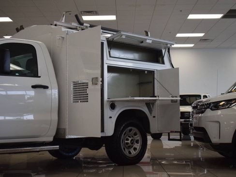 Used 2016 Chevrolet Silverado 3500 W/T RWD image 19
