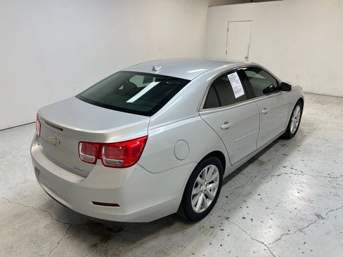 Used 2014 Chevrolet Malibu LT FWD image 2