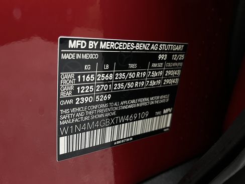 New 2026 Mercedes-Benz GLB 250 image 30