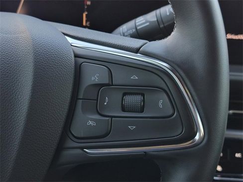 Used 2025 Buick Envista Avenir image 15