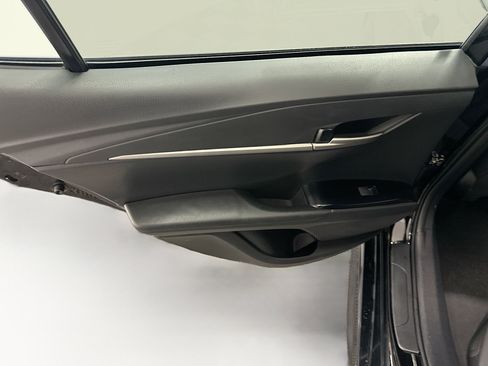 Used 2025 Toyota Camry SE FWD image 26